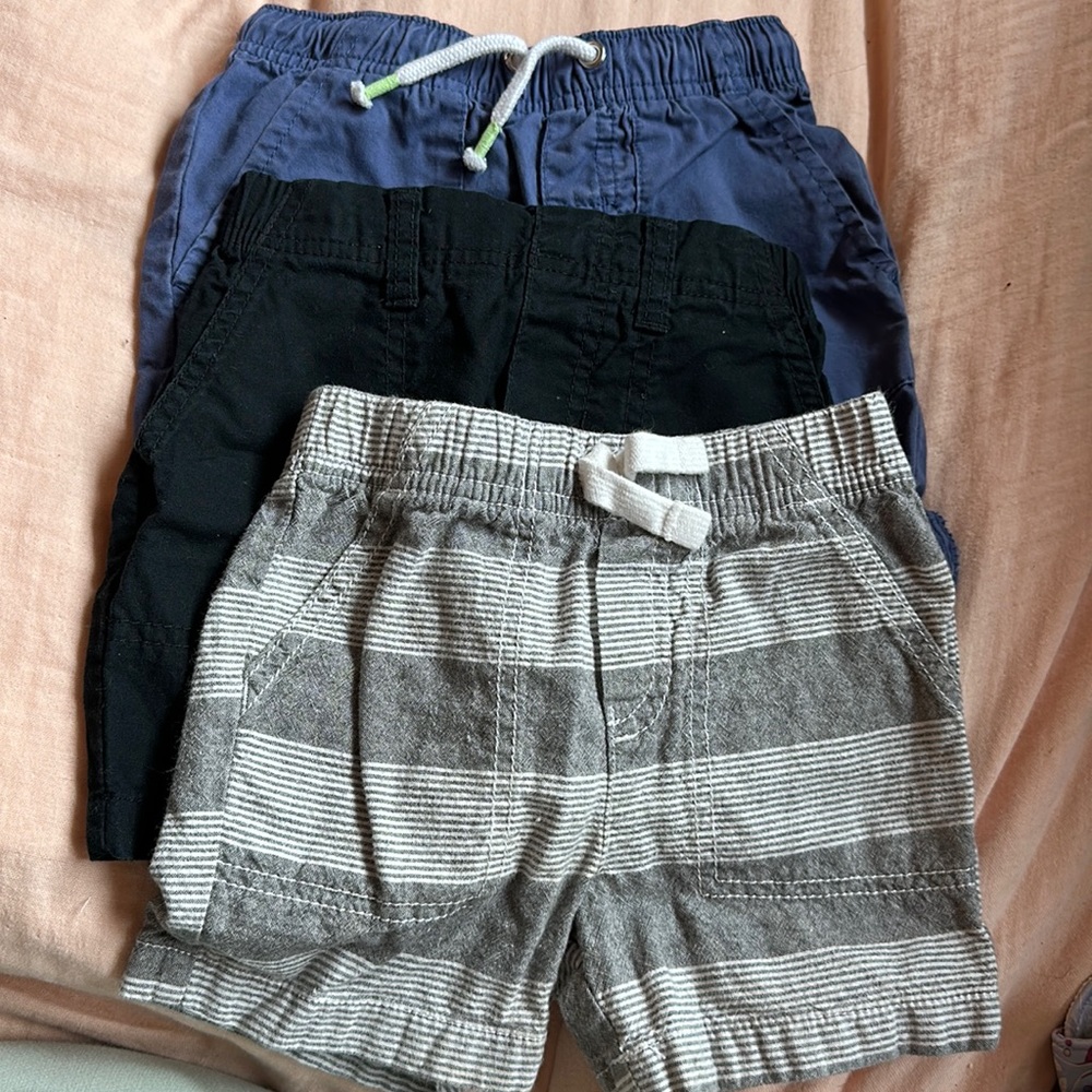 THREE Boys 2T Shorts Like New